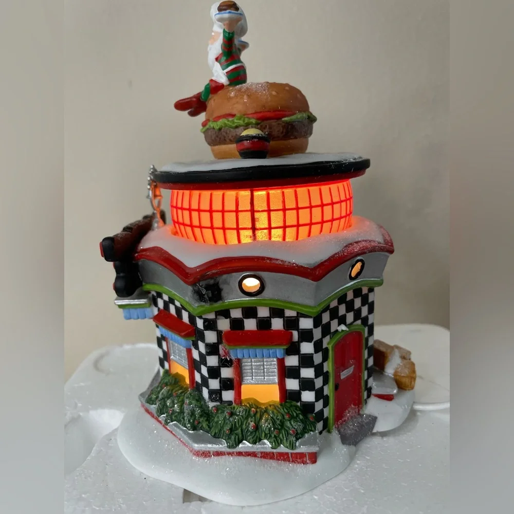 D56 Red's Elf Land Diner North Pole‎